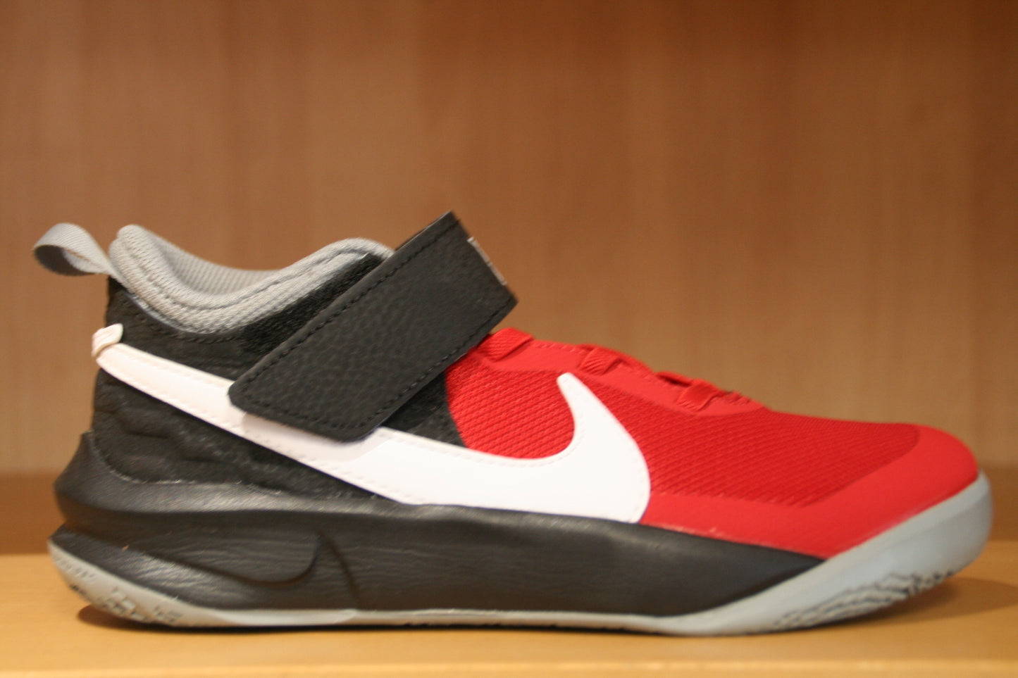 Schoen Nike