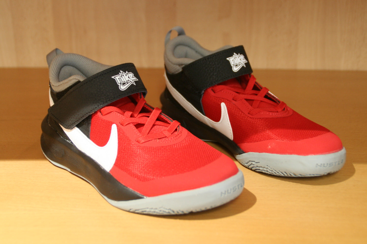 Schoen Nike