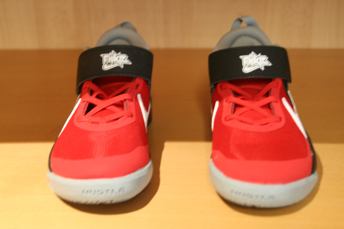 Schoen Nike