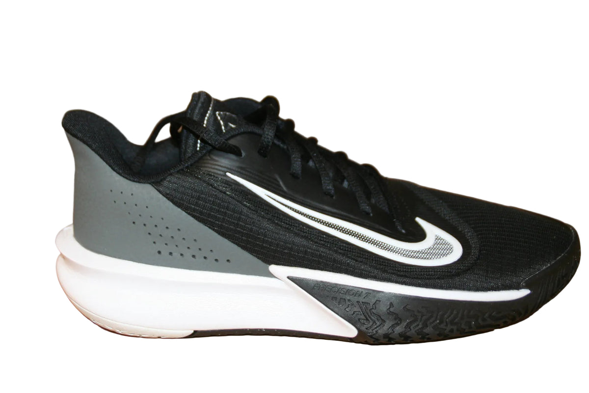 Nike Precision VII